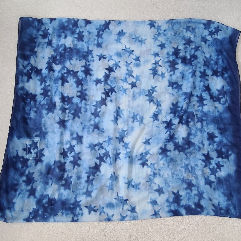 NWOT Steve Madden Blue Star Tie-Dye Infinity Scarf One Size